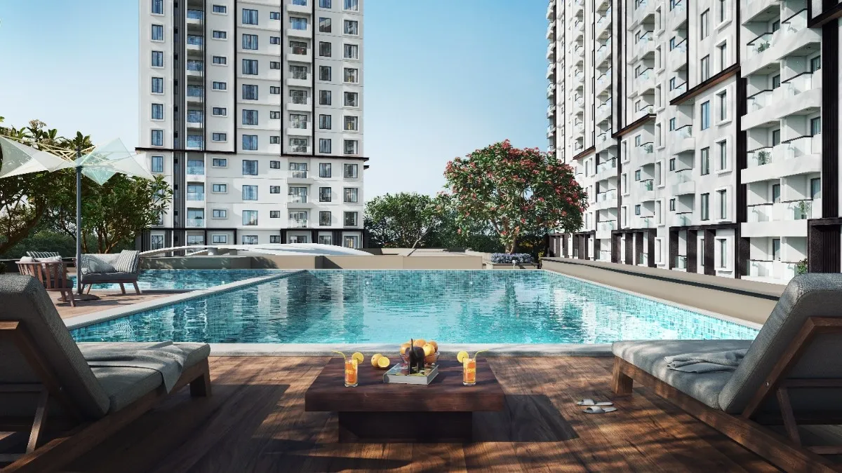 Clubhouse Swimming Pool